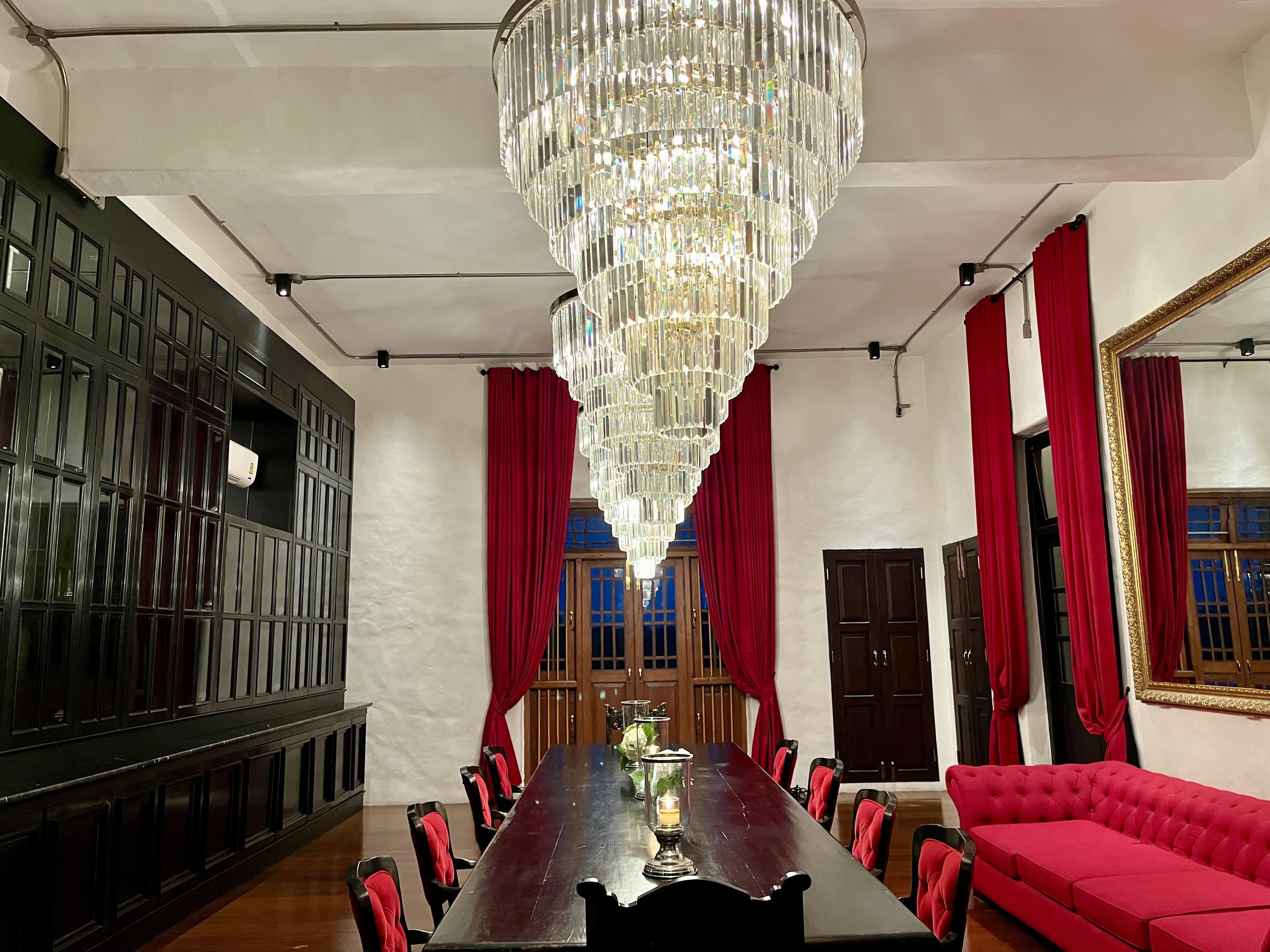 The Parlour - Image 9